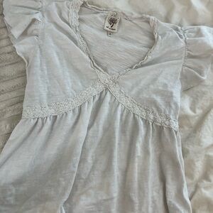 Cute white lace flowy top